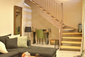 Family House, Garden View | Living area