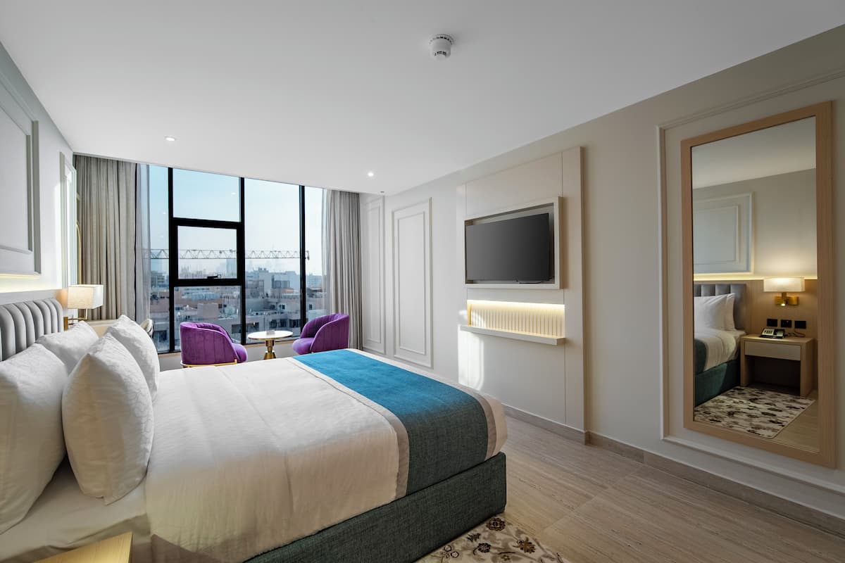 1 bedroom, in-room safe, desk, laptop workspace