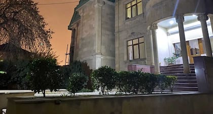 Ekm Hotel