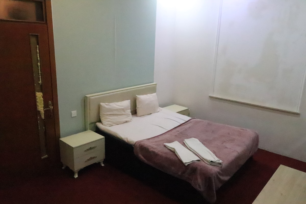 City Double Room | Soundproofing, free WiFi, bed sheets