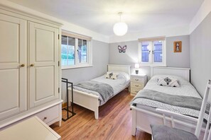 2 bedrooms - Host Stay Dovecote View (Norwich)