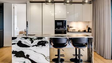 Villa | 4 bedrooms, Internet