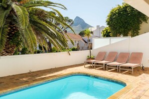 独立别墅 | 2 多间卧室、办公桌、高速上网