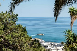 独立别墅 | 2 多间卧室、办公桌、高速上网