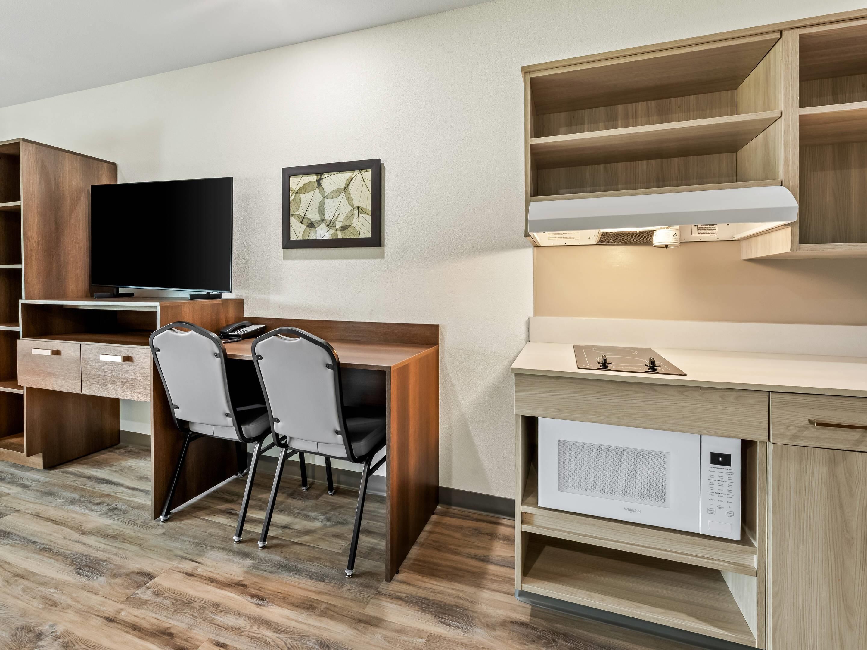 Desk, laptop workspace, free WiFi, bed sheets