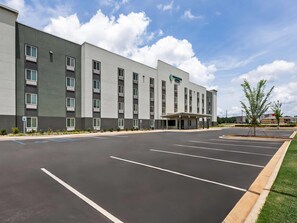 Exterior - WoodSpring Suites Prattville - Montgomery North (Prattville)