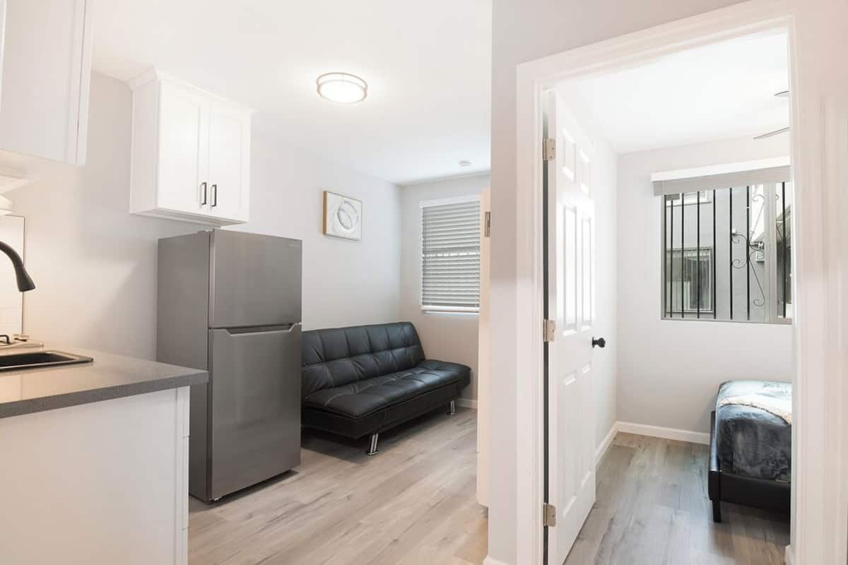 Comfort suite | 1 slaapkamer, een bureau, een laptopwerkplek, gratis wifi