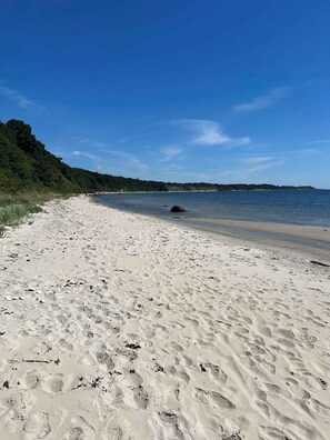Beach - Cottage near idyllic peaceful sandy beach (Rønne)