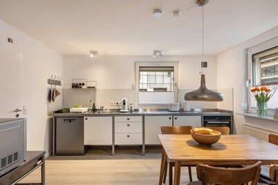 Holiday Home 'Höhe26' with Private Terrace, Private Garden and Wi-Fi