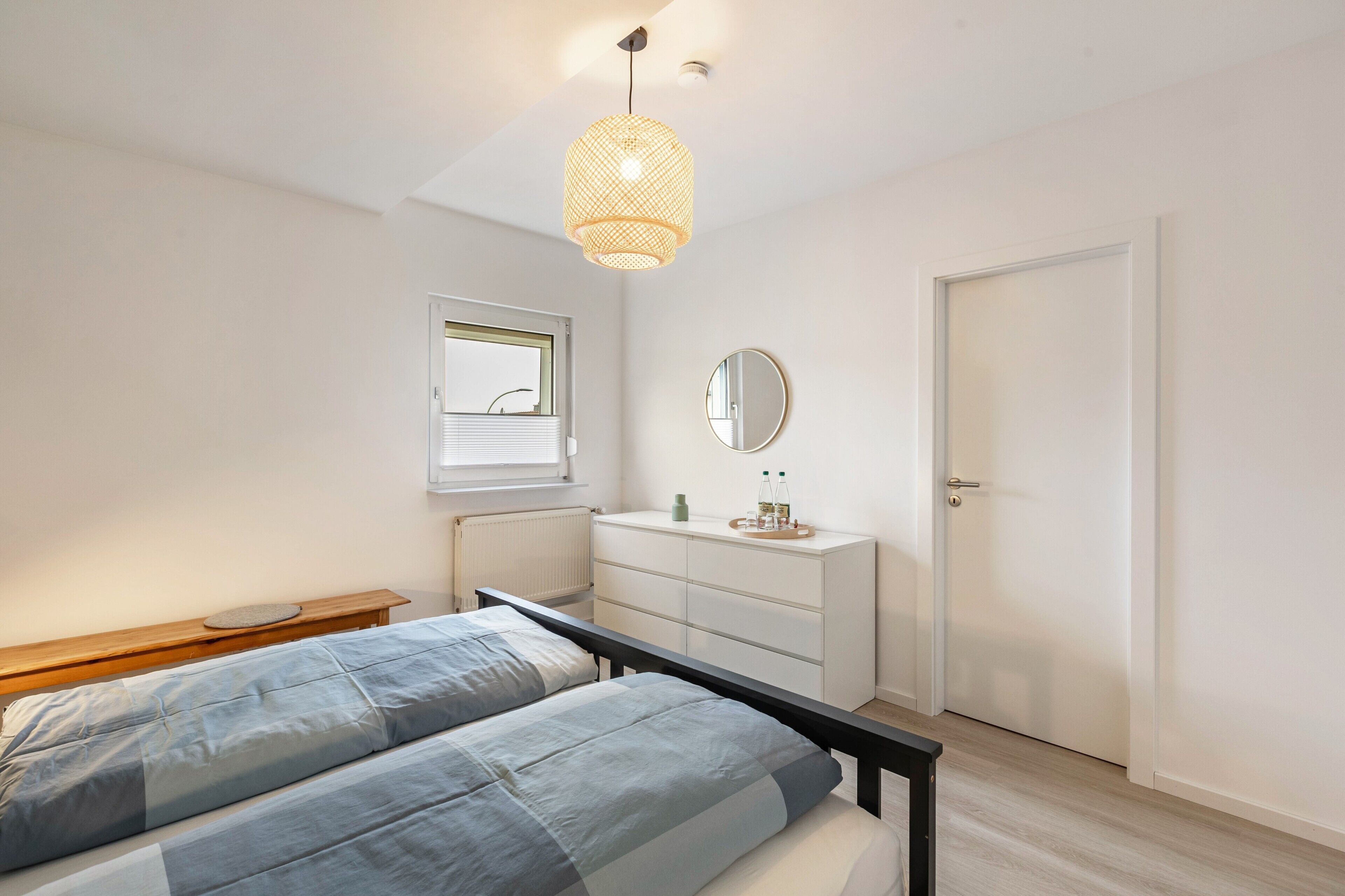 2 habitaciones, tabla de planchar con plancha y wifi gratis 