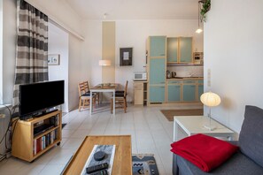 TV, DVD player - Apartment 'An Der Ostsee' with Private Terrace (Sereetz)