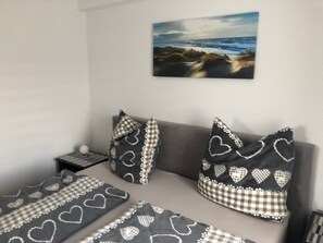 1 habitación, tabla de planchar con plancha y wifi gratis 