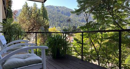 Apartamento 'Sonnige Im Kinzigtal' con vistas a la montaña, terraza privada y Wi-Fi