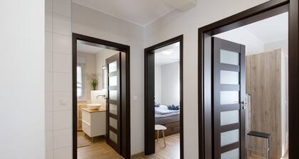 Ferienhaus 'Lifestyle' mit teilweisem Seeblick, privater Terrasse und Wi-Fi