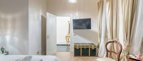 3 Schlafzimmer, Bügeleisen/Bügelbrett, WLAN, Bettwäsche