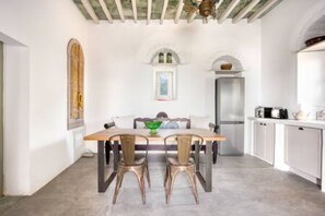 House | 2 bedrooms