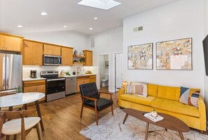 Smart TV, offices