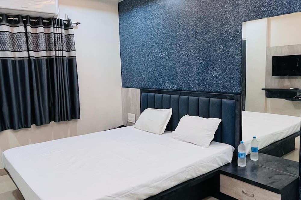 Shri Nath Hotel And Lodging - Karodi