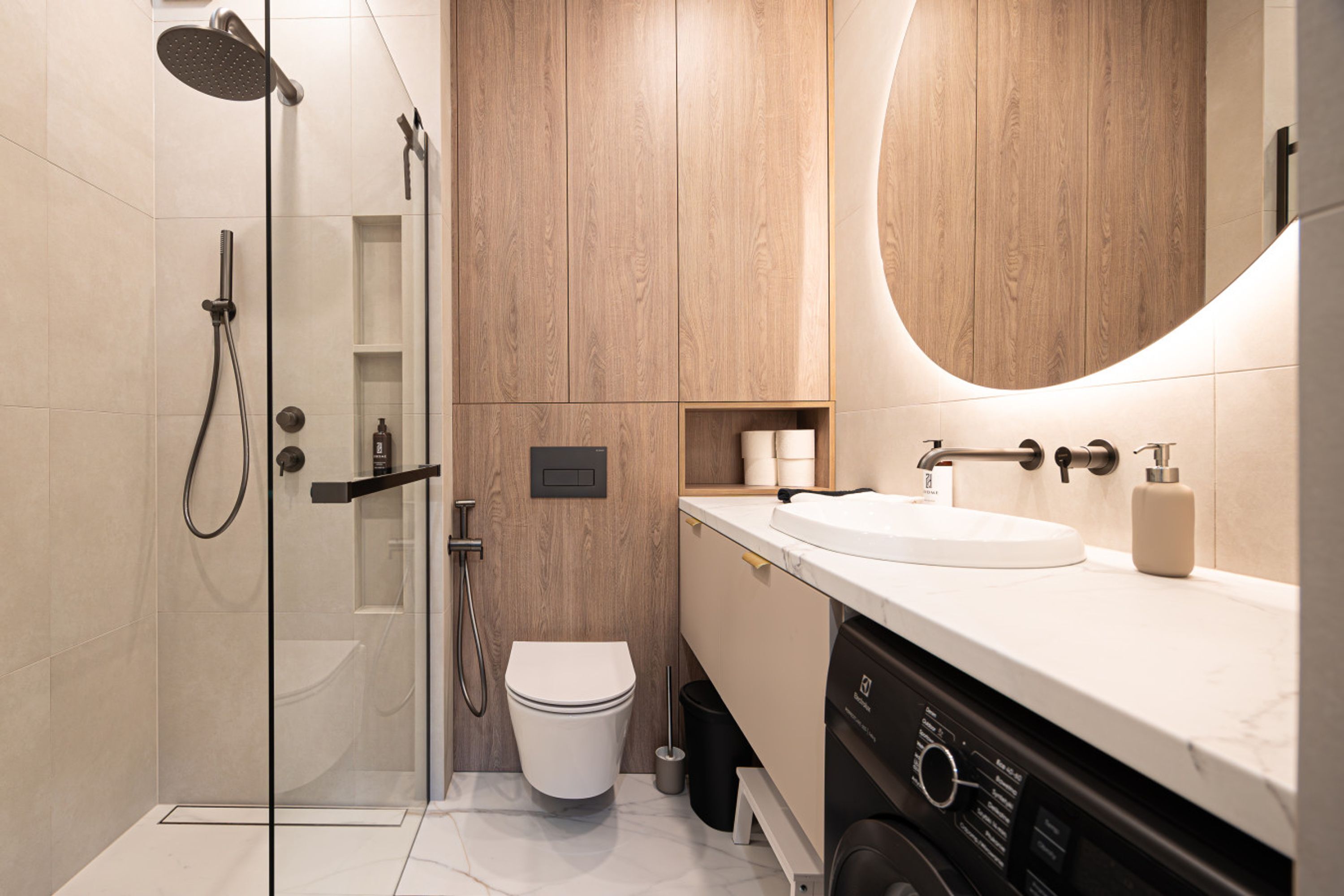 House | Bathroom