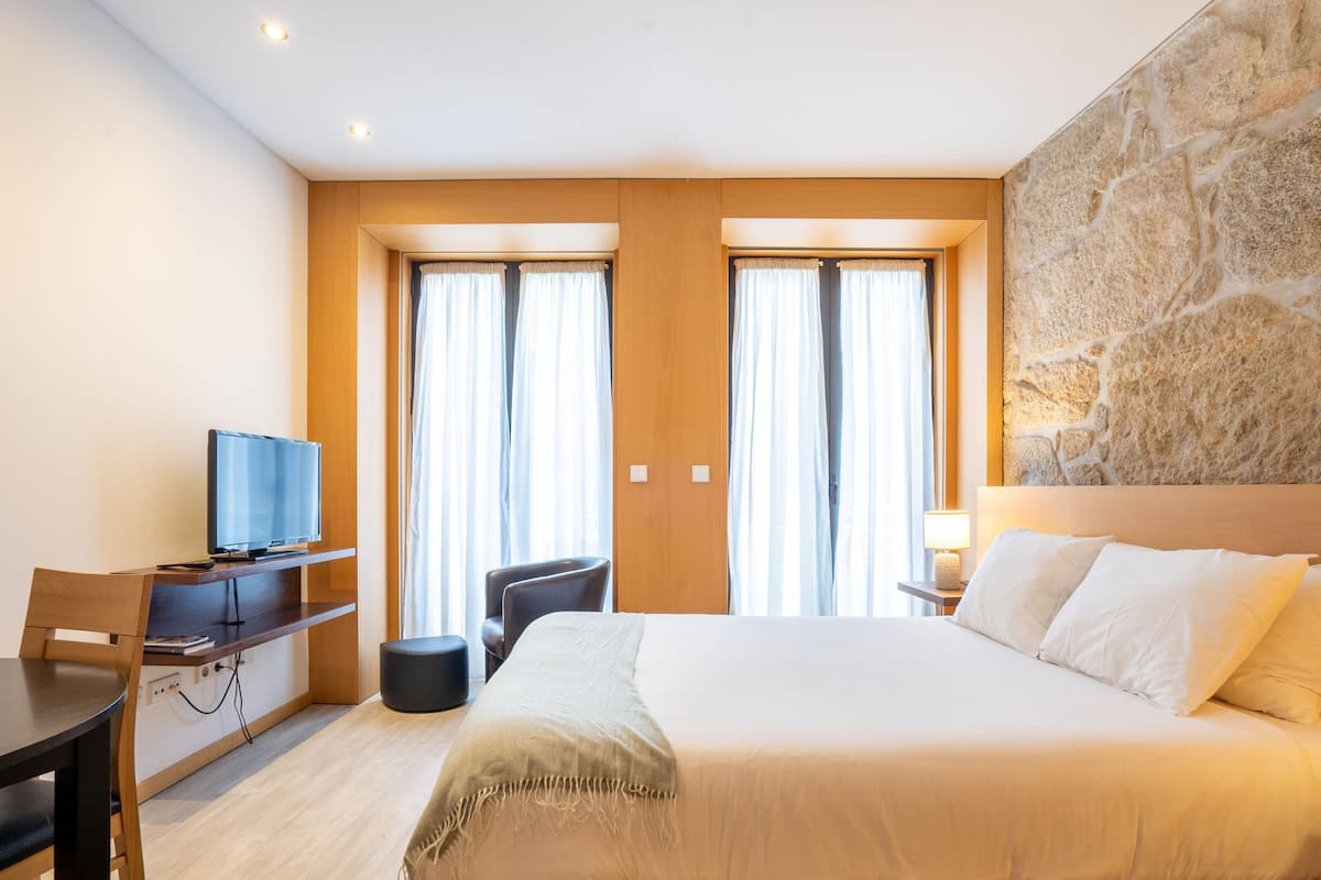 Estudi, balcó | 1 dormitori, caixa forta a l'habitació i escriptori