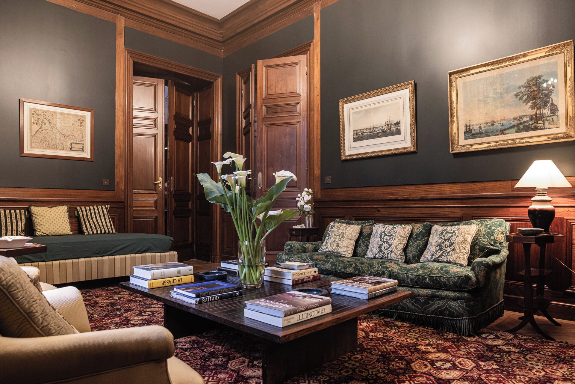 Luxury Suite, Garden View | Laptop workspace, free WiFi