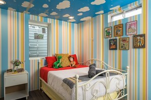 4 chambres, bureau, fer et planche à repasser, Wi-Fi