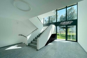 Interior - An oasis of peace in nature (Calisto 07 Residenza Ticino) (Bellinzona)