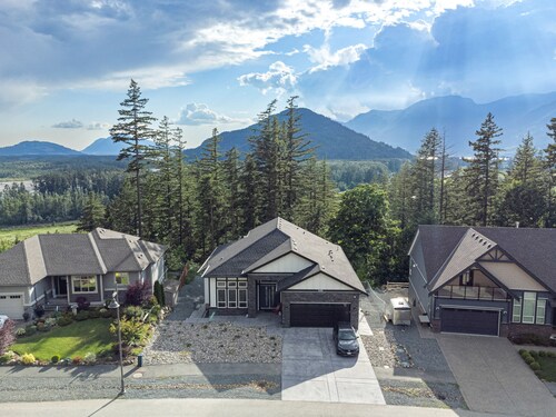 Chic Retreat in Agassiz