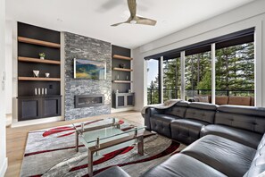 3 bedrooms - Chic Retreat in Agassiz (Harrison Mills)