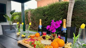 Servei de restauració a l'aire lliure