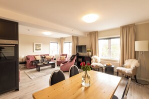 Familielejlighed | Premium-sengetøj, dundyner, senge med topmadrasser