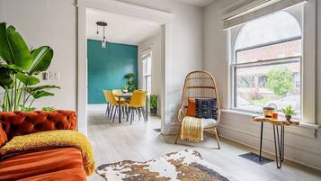 Smart TV, offices
