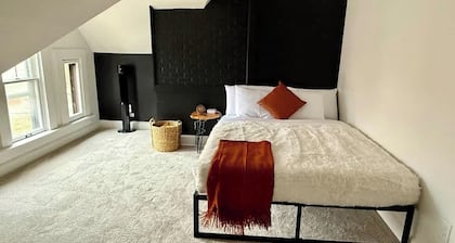 Short North & Downtown & OSU | Near High Street | Free Parking | 5,800+ Reviews