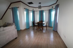 Interior - Le Ronce Villa : One-Bedroom Apartment (Anse Royale)