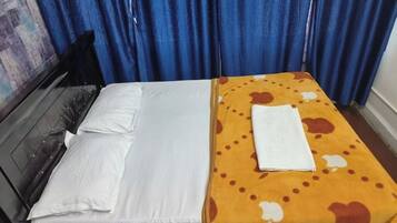 2 slaapkamers, een strijkplank/strijkijzer, wifi