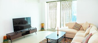 Bloomfields Cozy 1BR in Gate Tower