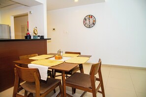 Dineren