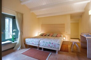 别墅 | 2 多间卧室、办公桌、遮光窗帘、免费 WiFi