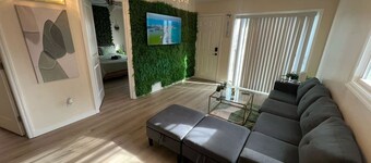 2BR Modern Home | Near WVU, Hospitals & Stadium