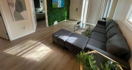 2BR Modern Home | Near WVU, Hospitals & Stadium