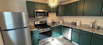 2BR Modern Home | Near WVU, Hospitals & Stadium