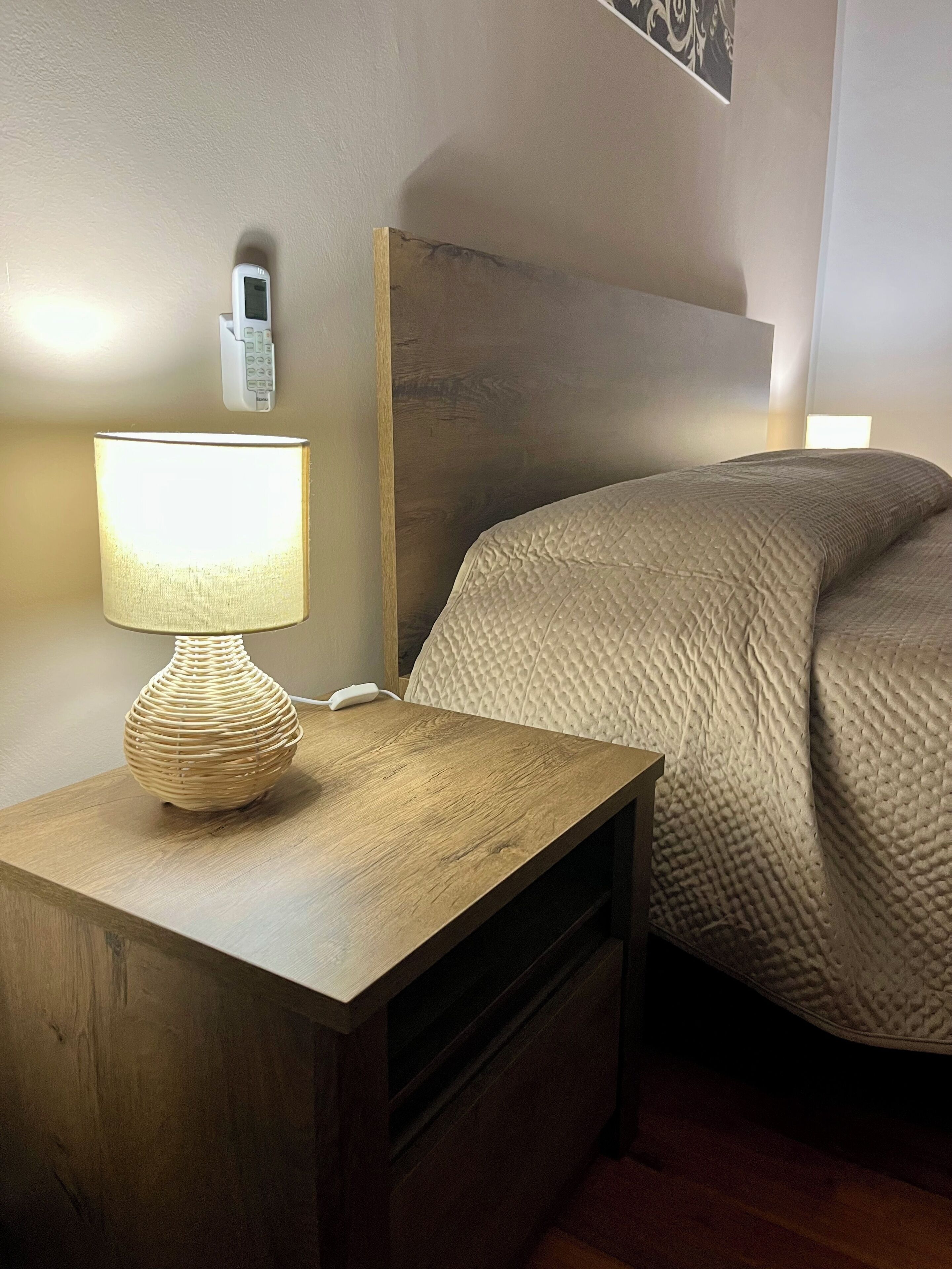 3 habitaciones, tabla de planchar con plancha y wifi gratis 