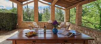 La Gazzara Castell'In Villa ลา กาซซารา คาสเทลลิน วิลลา