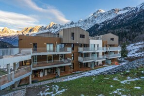 Exterior - Mist - 2CH 2SDB | Views | Lifts 400m | Garage | SPA (Les Houches)