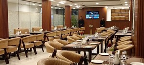 Restaurant - NRS ROYAL GRAND (Noida)