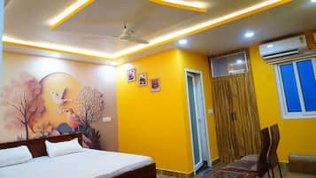 Deluxe Double Room, City View | Desk, laptop workspace, iron/ironing board, free WiFi