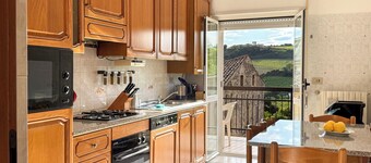 Mare, Monti e Limoni