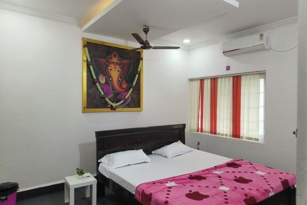 3 chambres, fer et planche à repasser, Wi-Fi