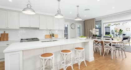 Eastport - Luxury Beach Retreat with Plunge Pool