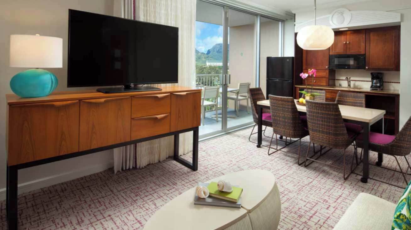 TV, DVD player, offices